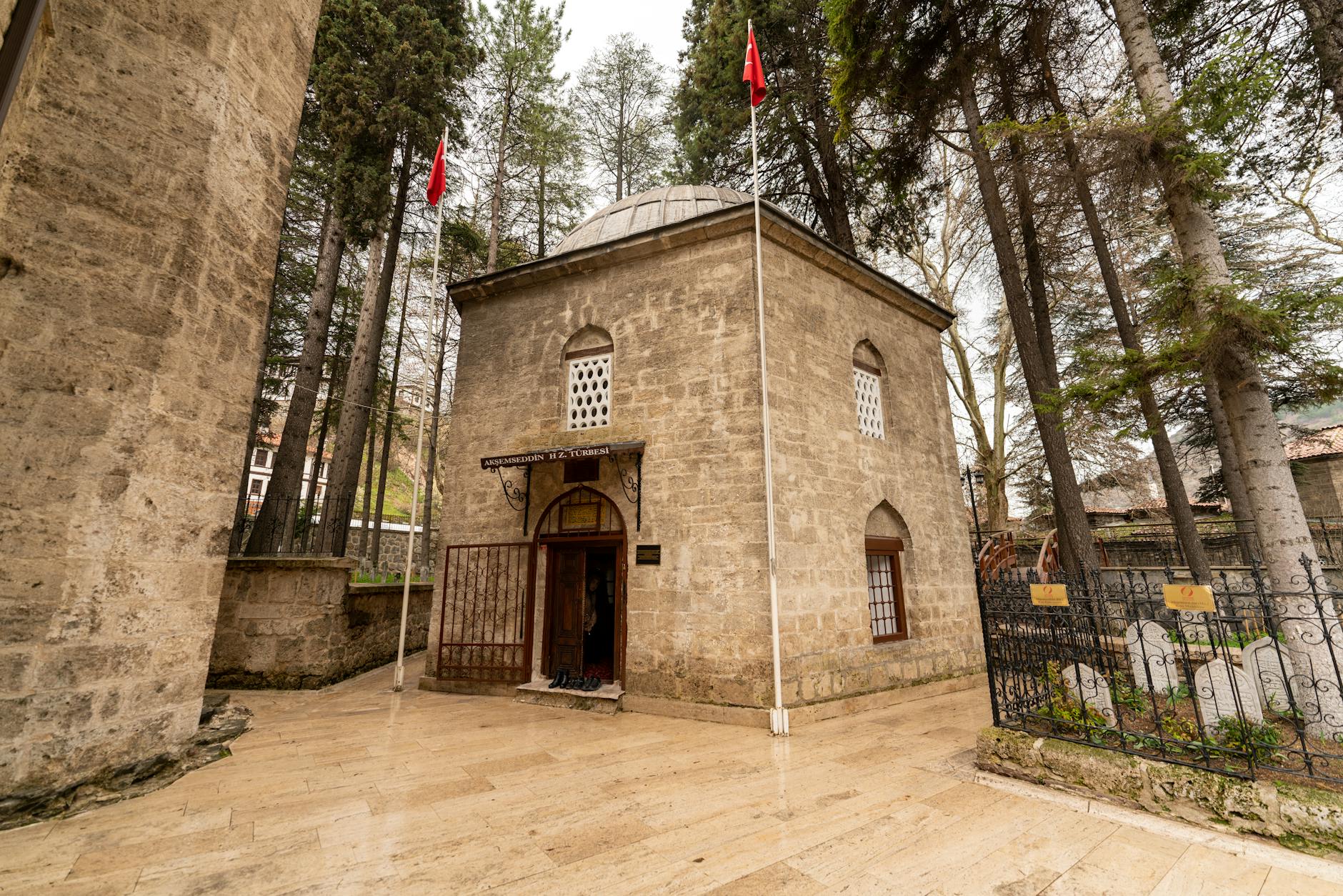 Yunus Emre Türbesi